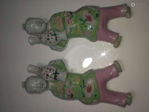 Pair of Chinese Famille Porcelain Figures Ornament