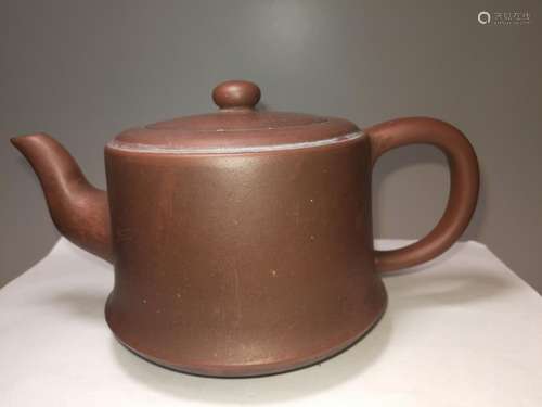 Mid-20th Century Yixing Zisha Teapot Wang Yinchun Mark