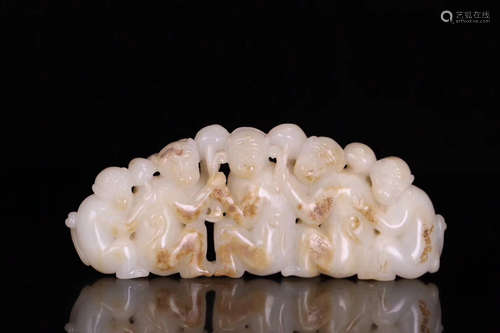 AN OLD HETIAN JADE FIVE MONKEY ORNAMENTS