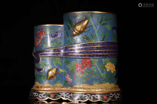 A BRONZE CLOISONNE GILT WRITING BRUSH HOLDER, QING DYNASTY