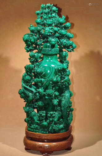 A MALACHITE VASE