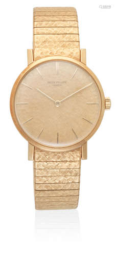 Ref: 3426, Circa 1965  Patek Philippe. An 18K gold manual wind bracelet watch