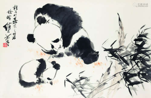 刘继卣（1918-1983） 熊猫 纸本设色 立轴
