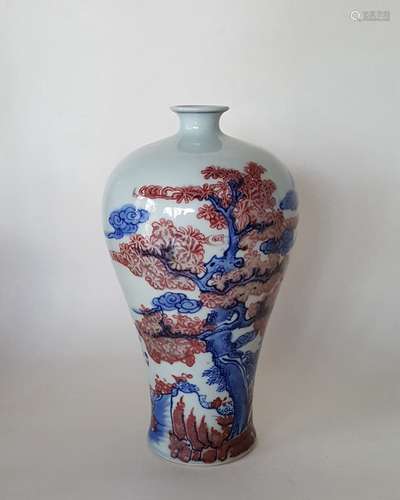 Chinese Porcelain Blue/White/Red Vase