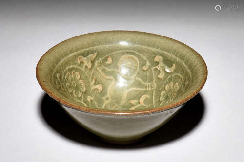 YAOZHOU WARE 'CHILD AND FLOWERS' BOWL