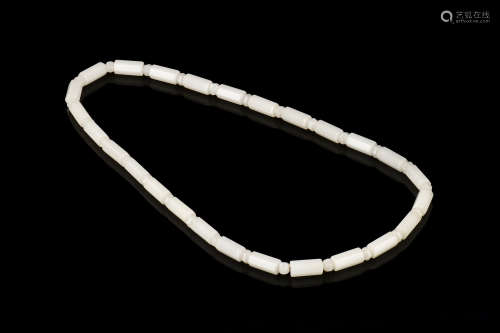 WHITE JADE CARVED NECKLACE