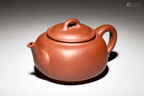 YIXING ZISHA 'RUYI' TEAPOT