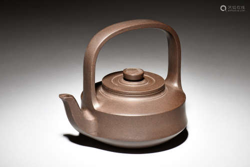 YIXING ZISHA TEAPOT WITH LIFTING HANDLE