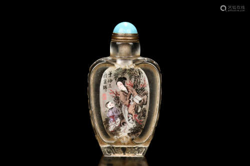 INSIDE PAINTED 'LADY AND CHILD' SNUFF BOTTLE