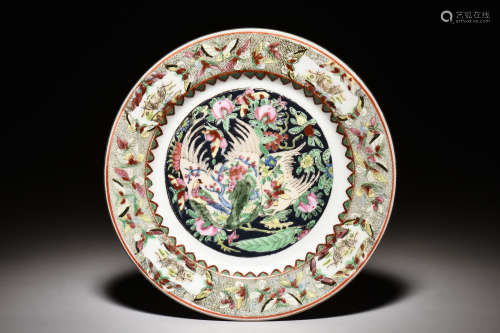 EXPORT FAMILLE ROSE 'FLOWERS AND BIRDS' DISH