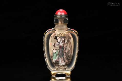 INSIDE PAINTED 'LADY AND CHILD' SNUFF BOTTLE