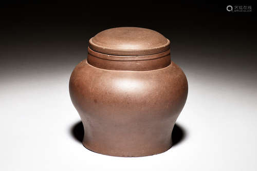 YIXING ZISHA JAR WITH COVER