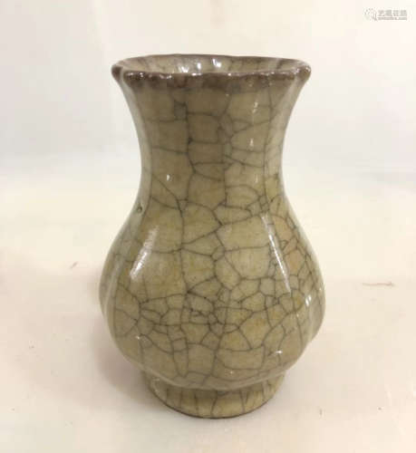 A GE KILN TUBE HANDLES VASE