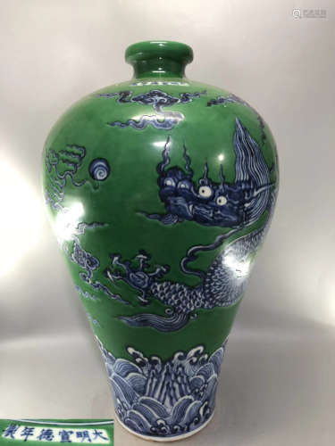 PAIR OF XUANDE MARK GREEN GLAZED MEI VASES
