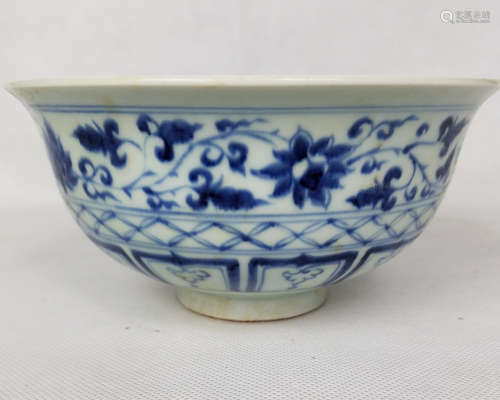 A BLUE AND WHITE BOWL