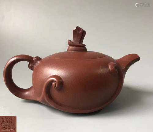 A ZISHA TEAPOT