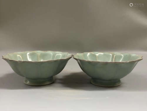 PAIR OF RU KILN TEA CUPS