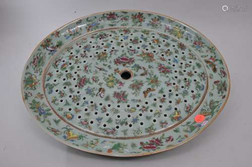 Chinese Export platter and liner. Mid to late 19th century. Rose Medallion decoration on a celadon ground. 16-1/2