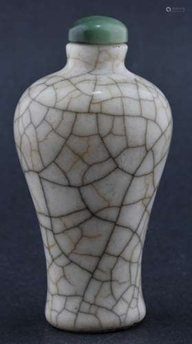 Porcelain Snuff bottle. China. 19th . Ko style crackled white glaze. 3-1/4