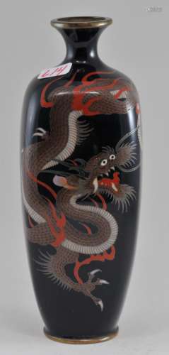 Cloisonné vase. Japan. Meiji period. (1868-1912). Silver wire work dragon on a black ground. 5