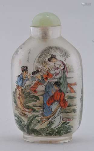 Interior painted Snuff bottle. China. 20th century. Decoration of women. 2-3/4