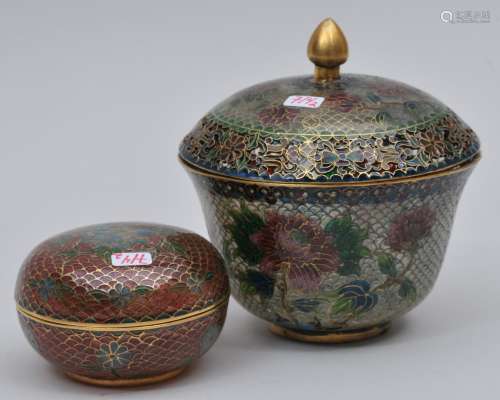 Lot of two Plique a Jour enamel works. China. 20th century. To include: A covered bowl and a box. Both with floral decoration. Each about 3
