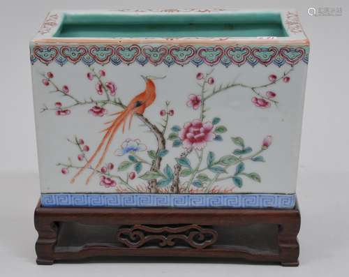 Porcelain planter. China. Early 20th century. Famille rose decoration of phoenixes and flowers. Marked 