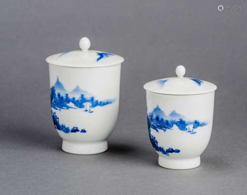 A PAIR OF FINE BLUE AND WHITE NABESHIMA LIDDED CUPS