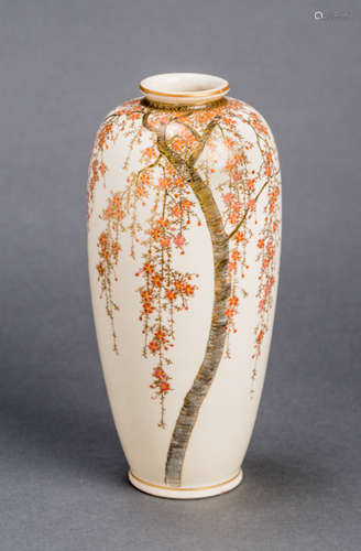 SENRITSU (?): SATSUMA VASE WITH BLOSSOMING FIELD