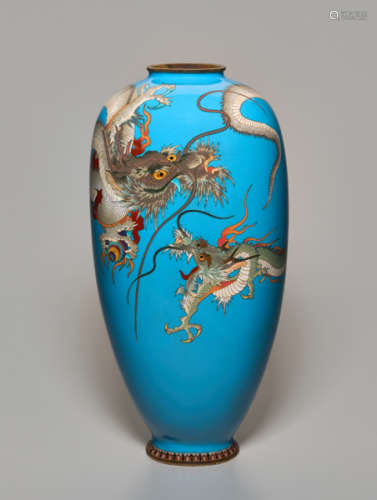 A CLOISONNÉ VASE WITH THREE DRAGONS