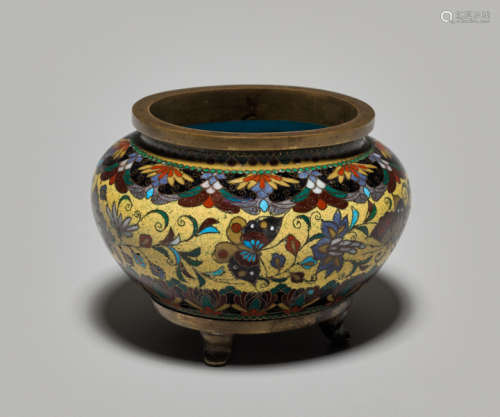A CLOISONNÉ KORO WITH BLOSSOMS AND BUTTERFLIES IN THE STYLE OF NAMIKAWA YASUYUKI