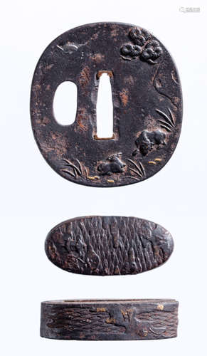 A TSUBA AND FUCHIKASHIRA