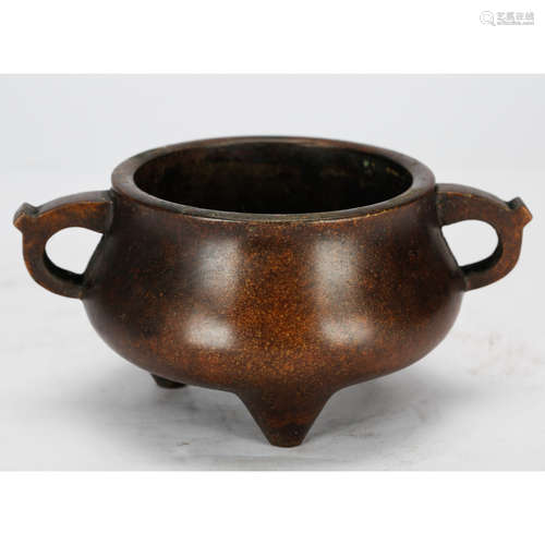 CHINESE BRONZE TRIPOD CENSER