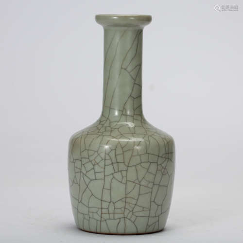 CHINESE CRACKLE GLAZED LONG VASE