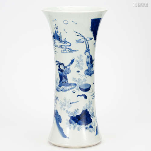 CHINESE BLUE AND WHITE GU VASE