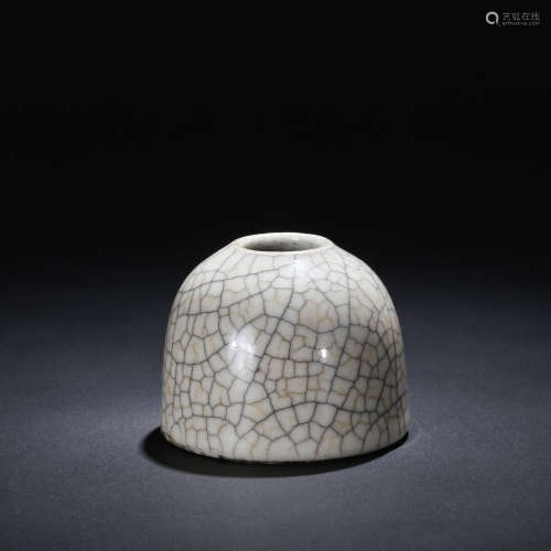 CHINESE CRACKLE GLAZED WATER POT