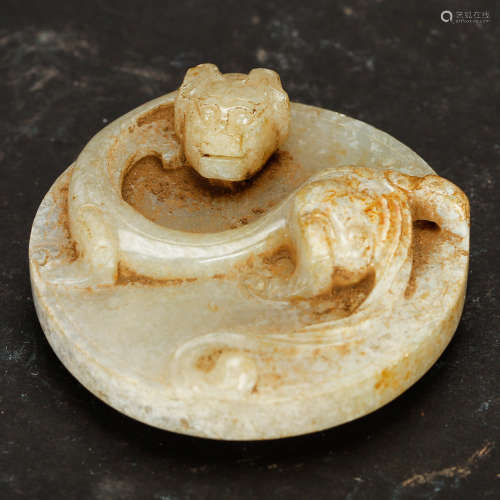 CHINESE ARCHAIC JADE CARVED CHILONG