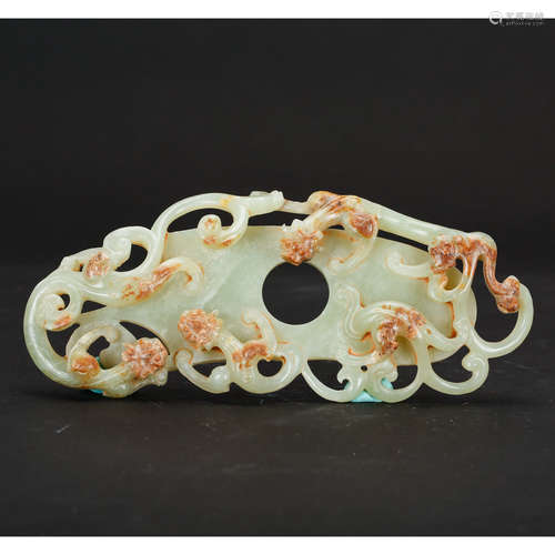 CHINESE ARCHAIC JADE PENDANT