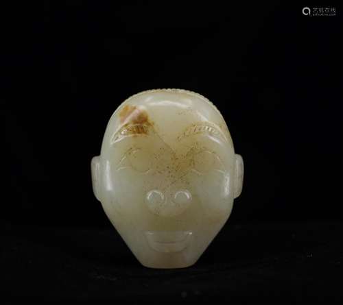 CHINESE ARCHAIC JADE PENDANT