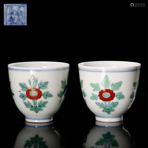 CHINESE FAMILLE ROSE CUPS, PAIR