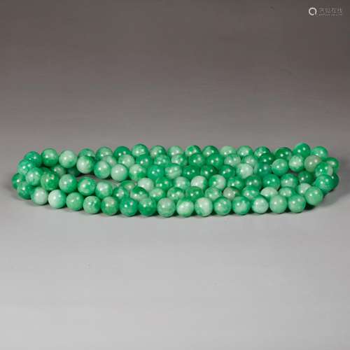 CHINESE JADEITE BEADS NECKLACE