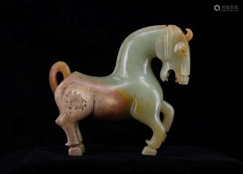 CHINESE ARCHAIC JADE HORSE