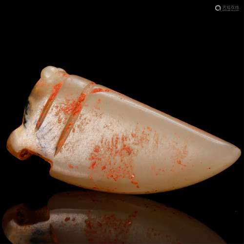 CHINESE ARCHAIC JADE PENDANT