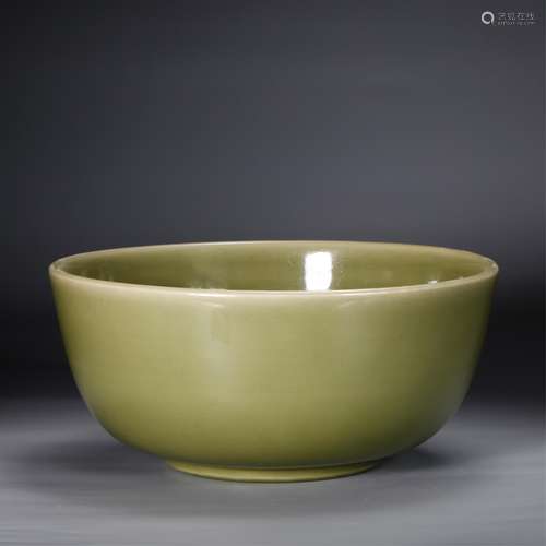 CHINESE CELADON LONGQUAN GLAZED BOWL