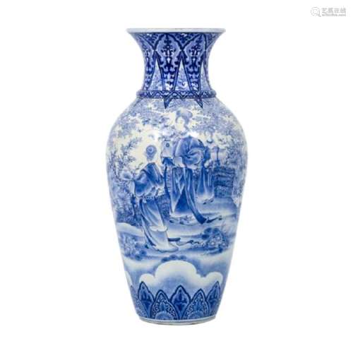 Late Qing Dynasty Large Blue Decorated Porcelain vase