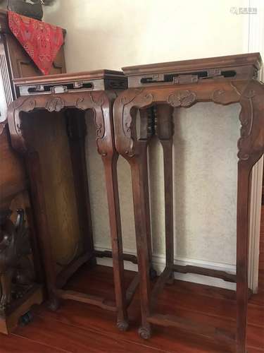 Chinese Qing Dynasty Pair of Huanghuali Side Tables