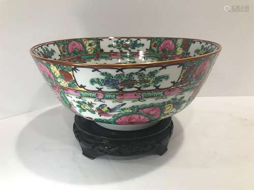 Large 20th Century Chinese Famille Rose Porcelain Bowl