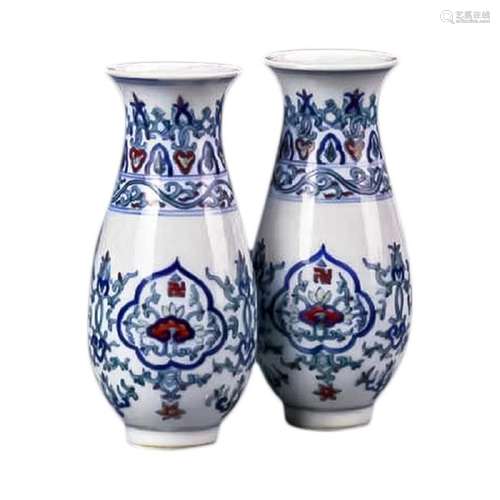 Chinese Qing Dynasty Style Pair of Doucai Vases