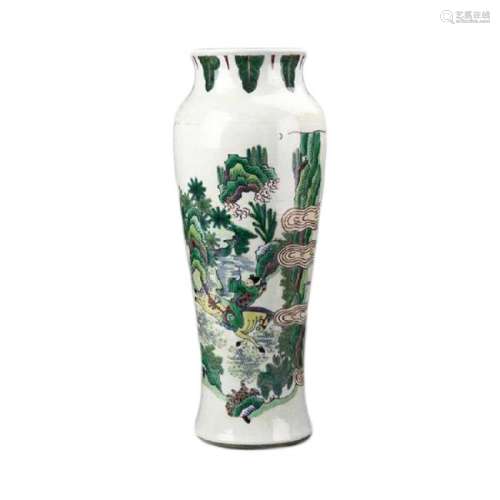 Qing Dynasty Sunzhi Susancai Vase