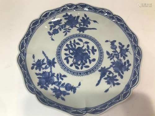 Qing Dynasty Blue and White Porcelain Plate